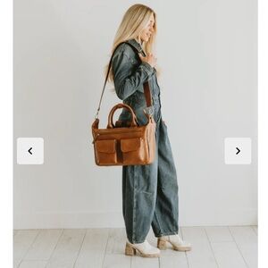 Kindly Camryn Mid-size Camera Bag Brown Vegan Leather